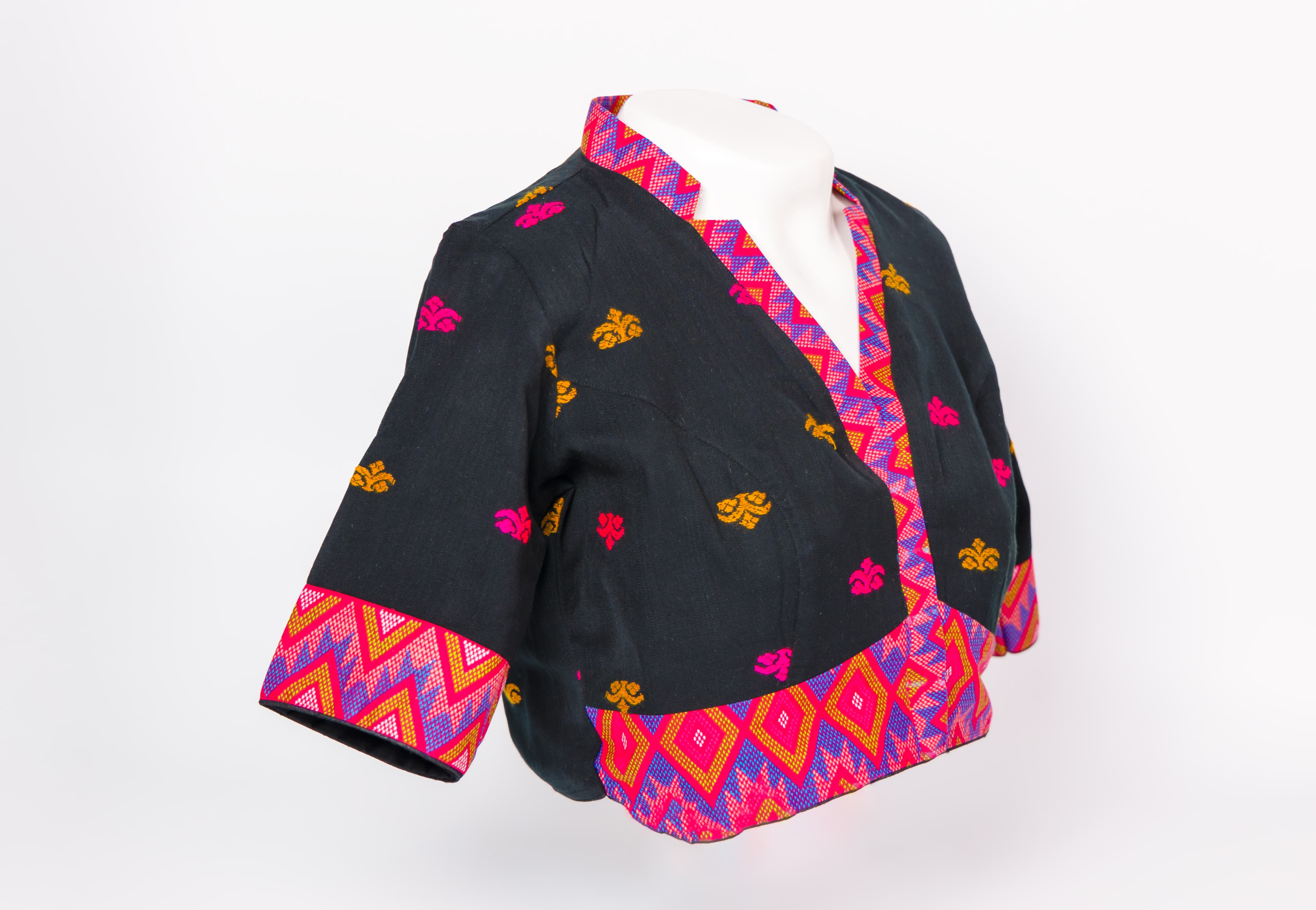BLACK COLLARED ASSAMESE GOS BUTA DESIGNED BLOUSE